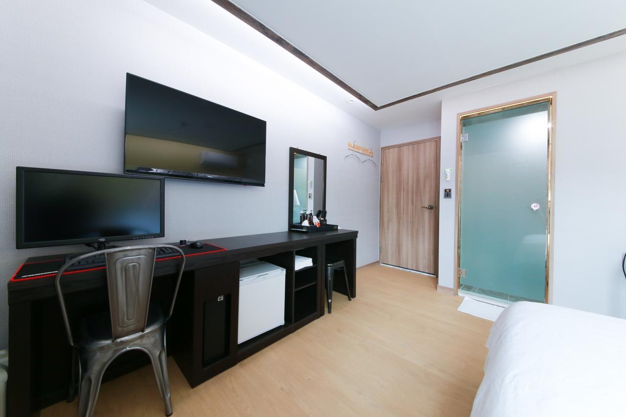 Noble Hotel Inchon Exterior foto